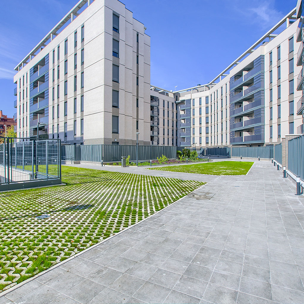 Finalización de los trabajos de construcción de las 137 viviendas en Villaverde (Madrid)